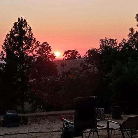 Campground At Sequoia Mountain Farms - Bring Your Own Tent Or Rv - No Bedrooms Or Beds Provided Miramonte Zewnętrze zdjęcie
