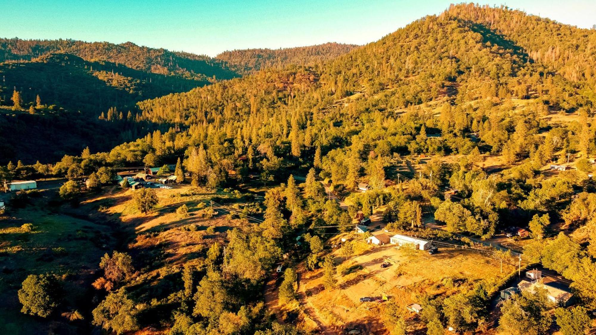 Campground At Sequoia Mountain Farms - Bring Your Own Tent Or Rv - No Bedrooms Or Beds Provided Miramonte Zewnętrze zdjęcie