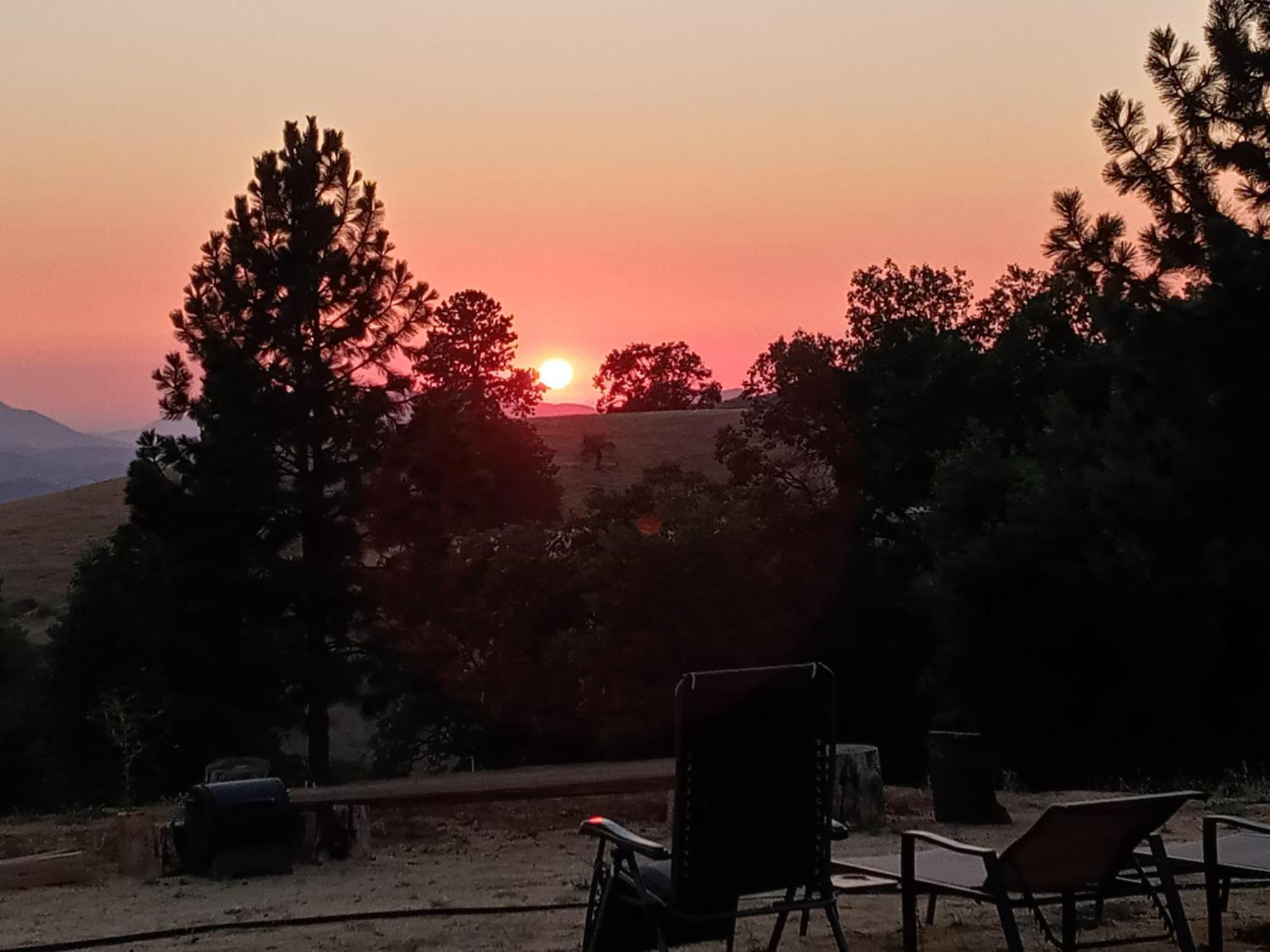 Campground At Sequoia Mountain Farms - Bring Your Own Tent Or Rv - No Bedrooms Or Beds Provided Miramonte Zewnętrze zdjęcie